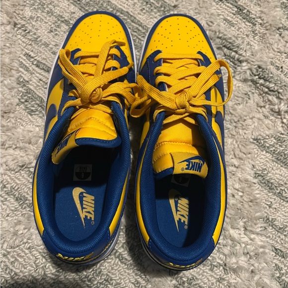 Men’s Nike Dunk Low- UCLA - Picture 5 of 9